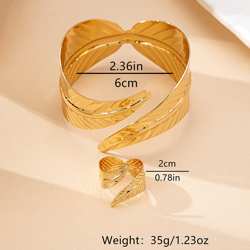 Set Bague & Bracelet – Élégance et Symboles d’Amour