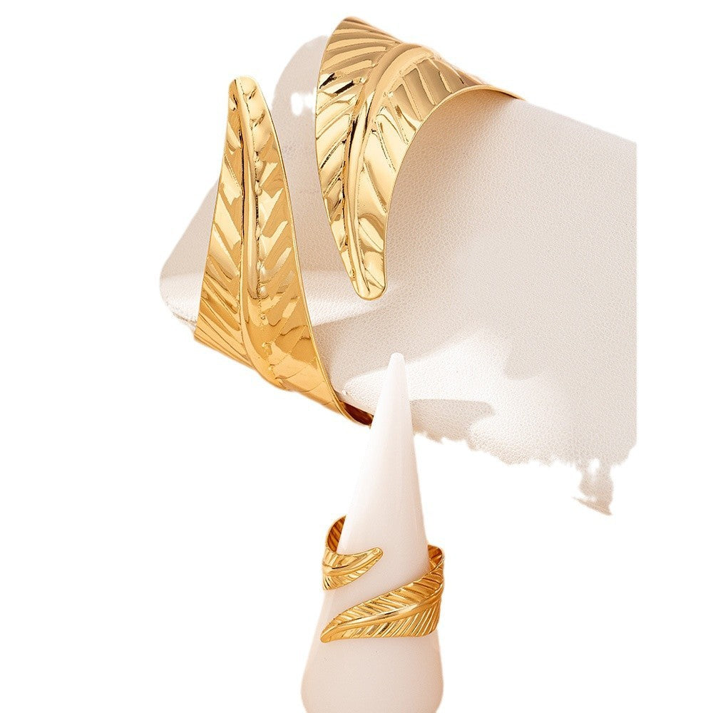 Set Bague & Bracelet – Élégance et Symboles d’Amour