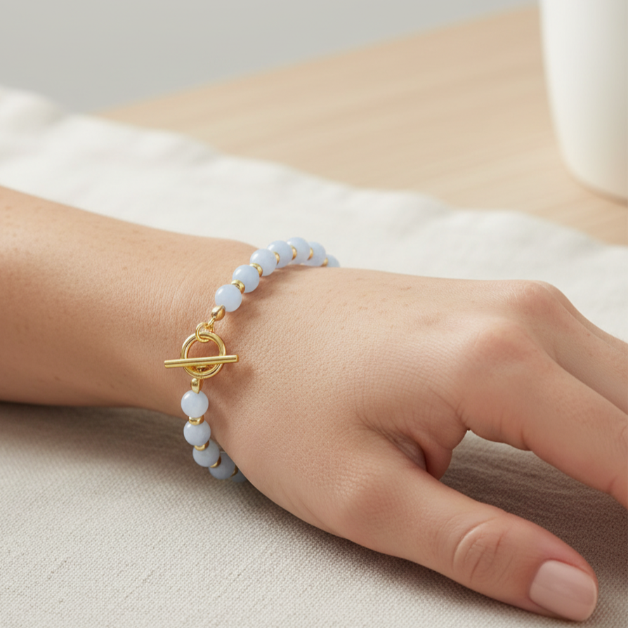 Bracelet CIRCE – Aigue-marine naturelle & Inox Plaqué Or 18K | Bijou Énergétique & Élégant